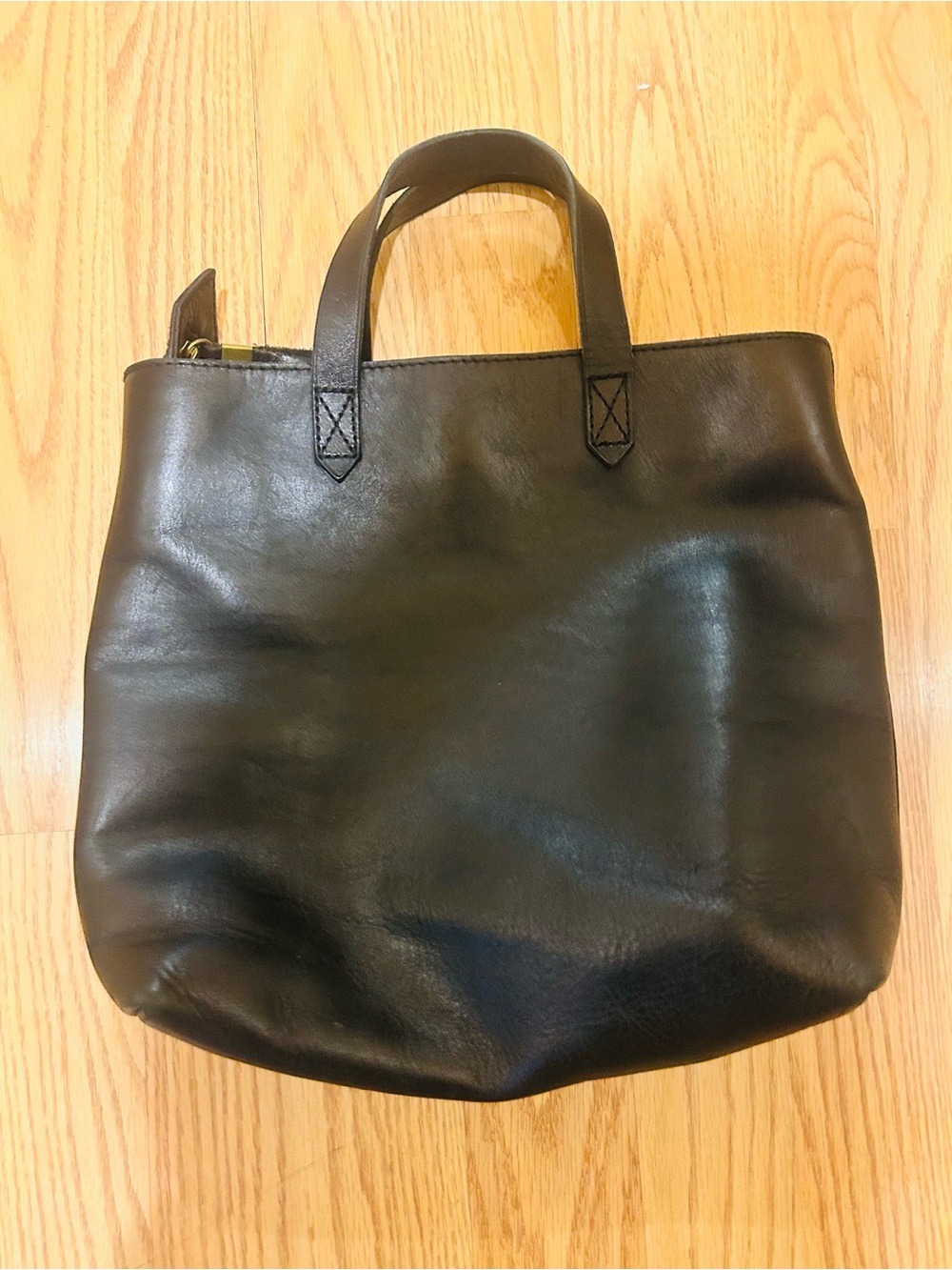 Madwell Classic Minimalist Purse
